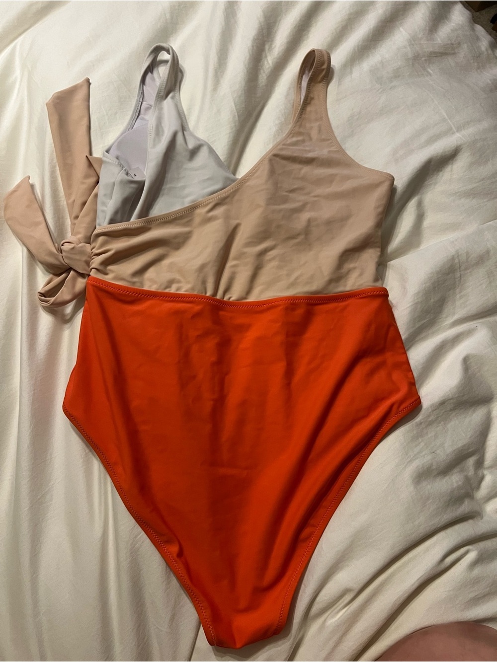Cupshe Colorblock Wrap One-Piece Swimsuit in White, Blush & Orange - Picture 5 of 9